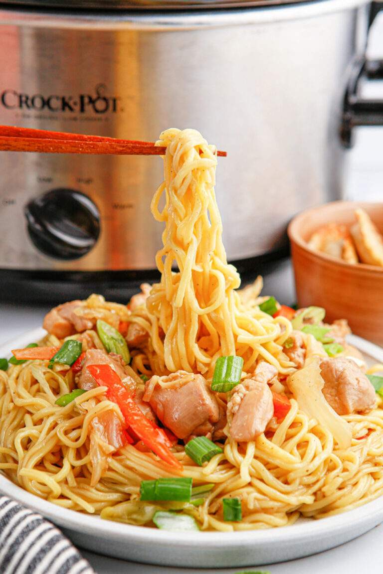 Slow Cooker Chicken Chow Mein