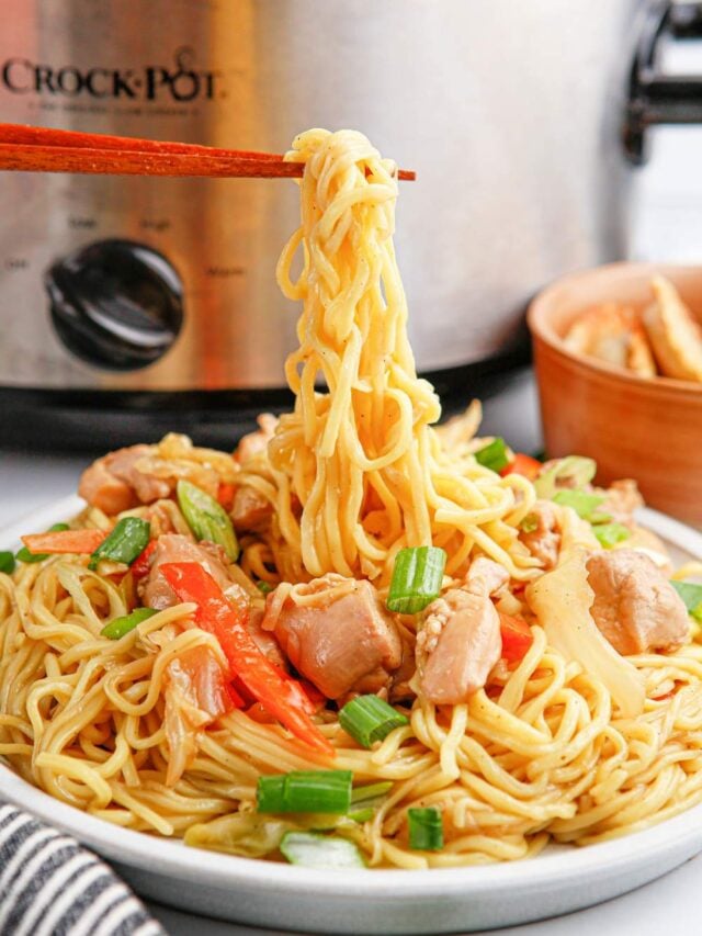 Slow Cooker Chicken Chow Mein on a plate