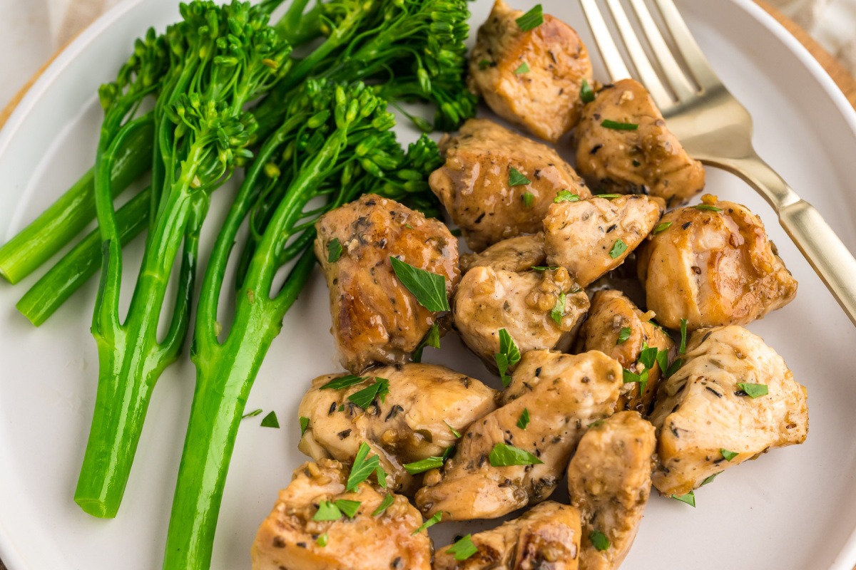 Garlic Butter Chicken Bites Family Fresh Meals