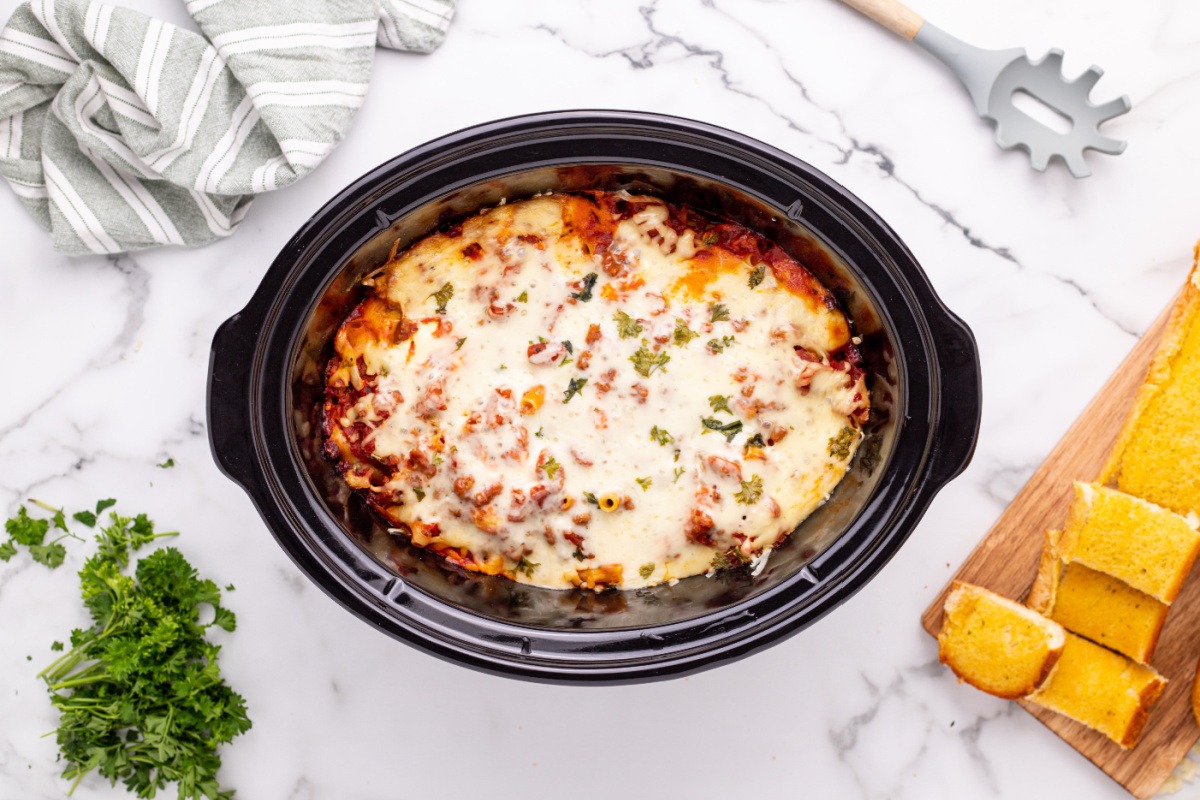 Cooked Slow Cooker Baked Ziti in a crockpot