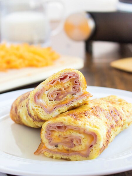 Low Carb Breakfast Roll Ups on a plate