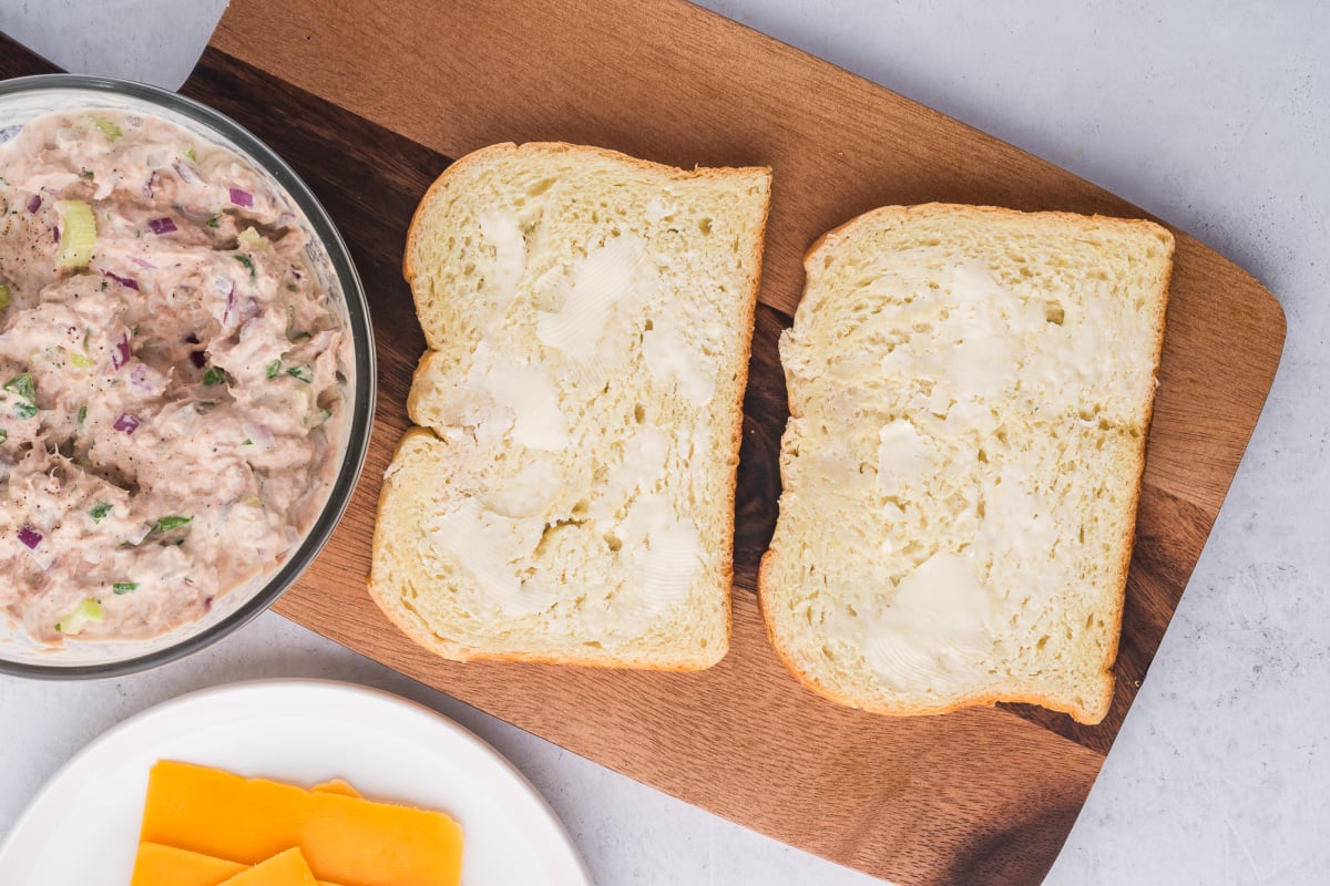 butter added to bread slices