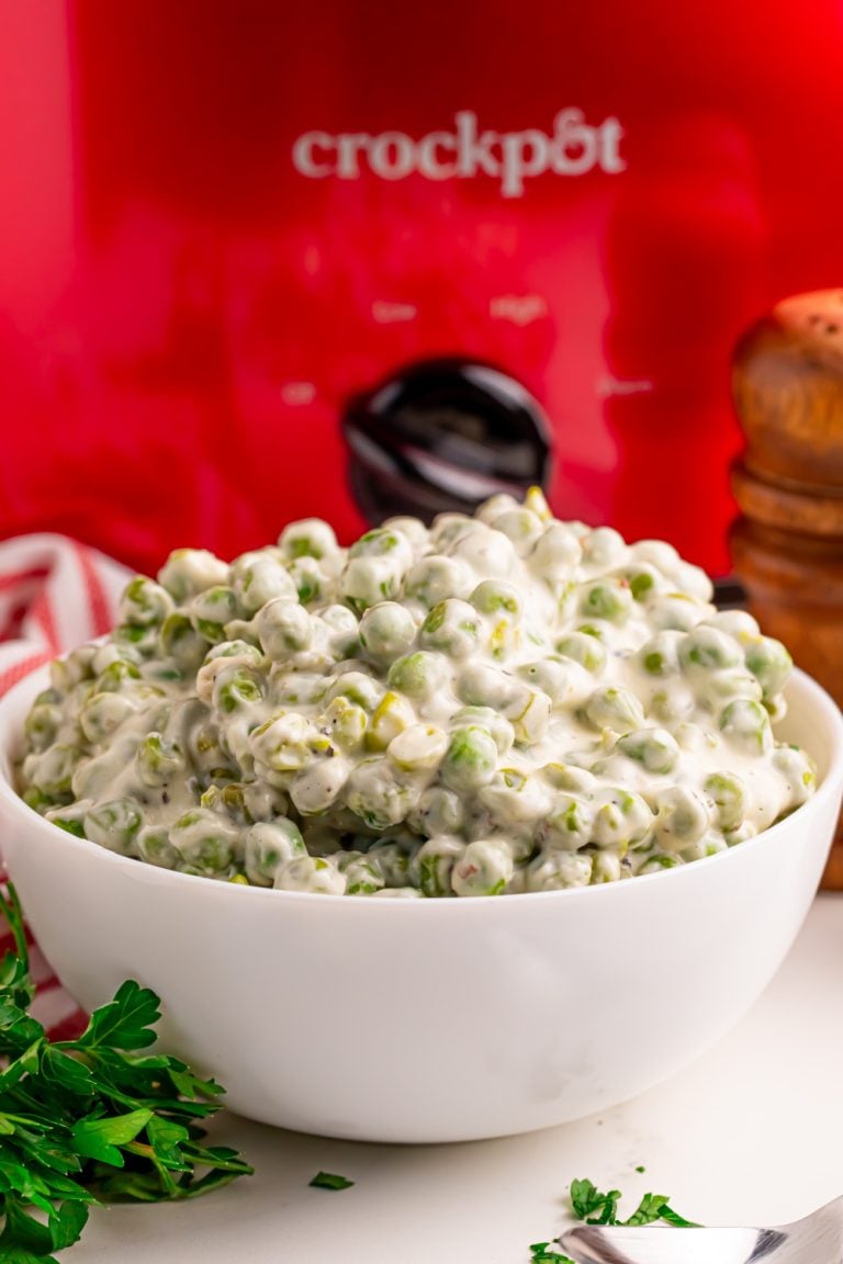 Slow Cooker Creamed Peas in a bowl