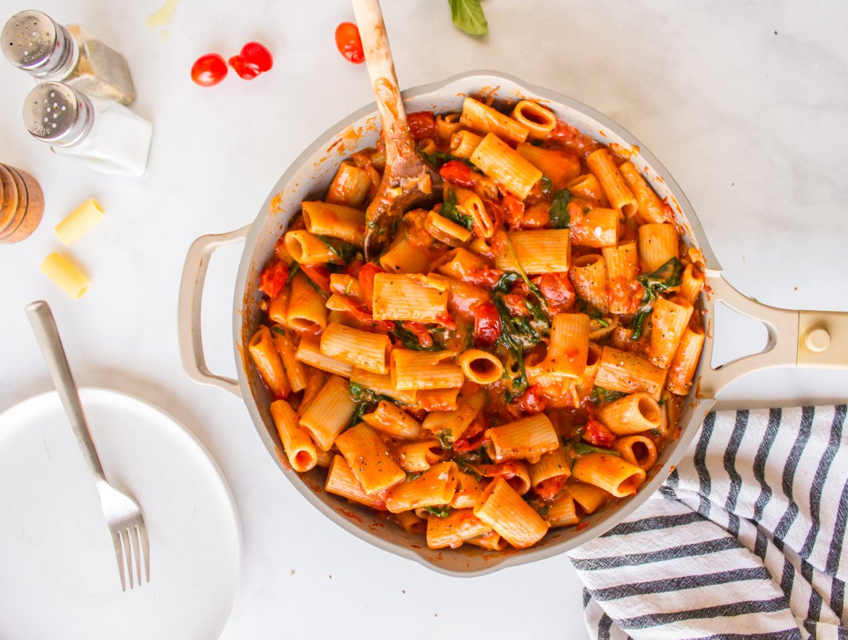 Creamy Tomato Rigatoni in a bowl