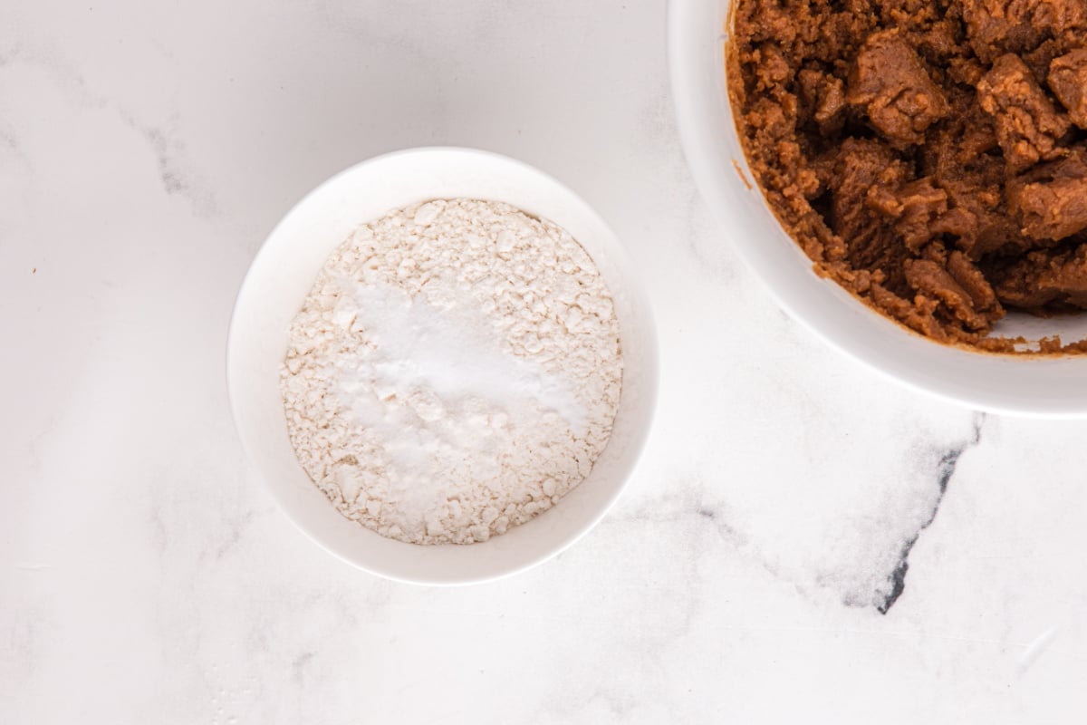 flour, baking soda, and salt in a mixing bowl