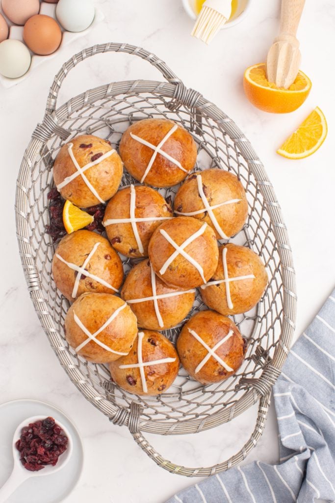 hot cross buns in a basket