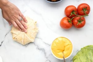 folding crunch wrap