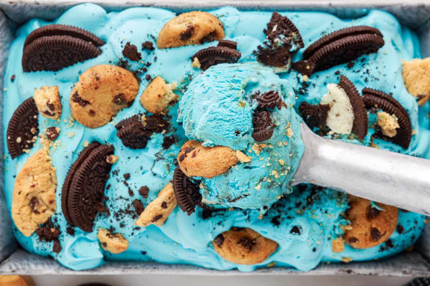 No Churn Cookie Monster Ice Cream with a ice cream scoop