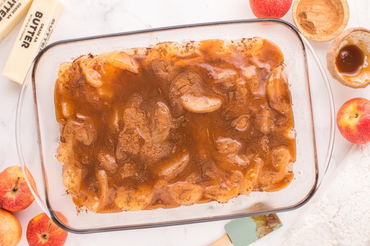 Caramel syrup added to apples