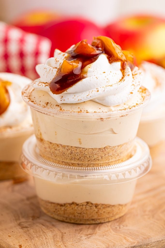 Apple pie cheesecake pudding shot on table