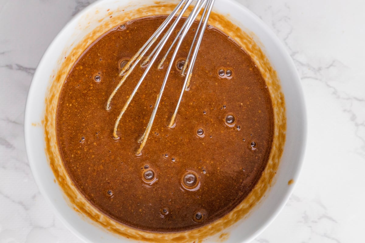 Pour peanut butter into bowl