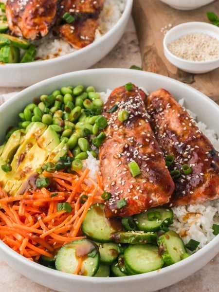 Teriyaki Salmon Bowls on a table