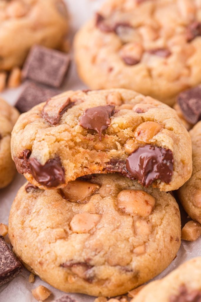 Brown Butter Chocolate Chip Toffee Cookies