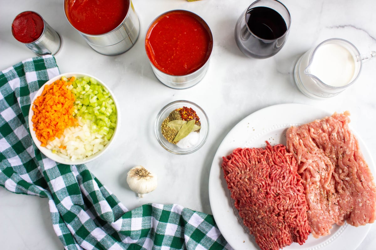 ingredients for Slow Cooker Bolognese Sauce