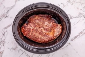 browned beef in the slow cooker