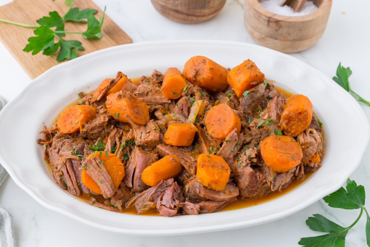 Slow Cooker Pot Roast and Carrots - Family Fresh Meals