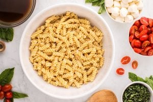 cooked pasta in a bowl