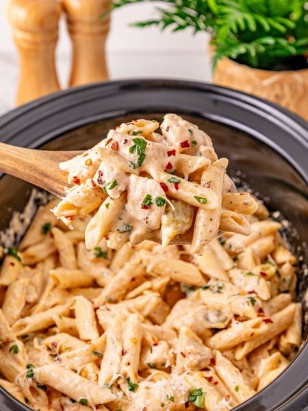 Slow Cooker Cajun Chicken Pasta