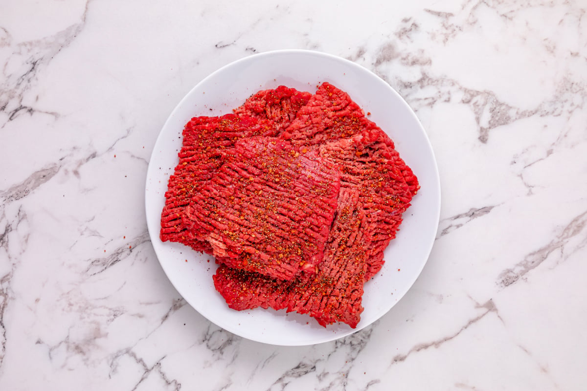 seasoned beef on a plate
